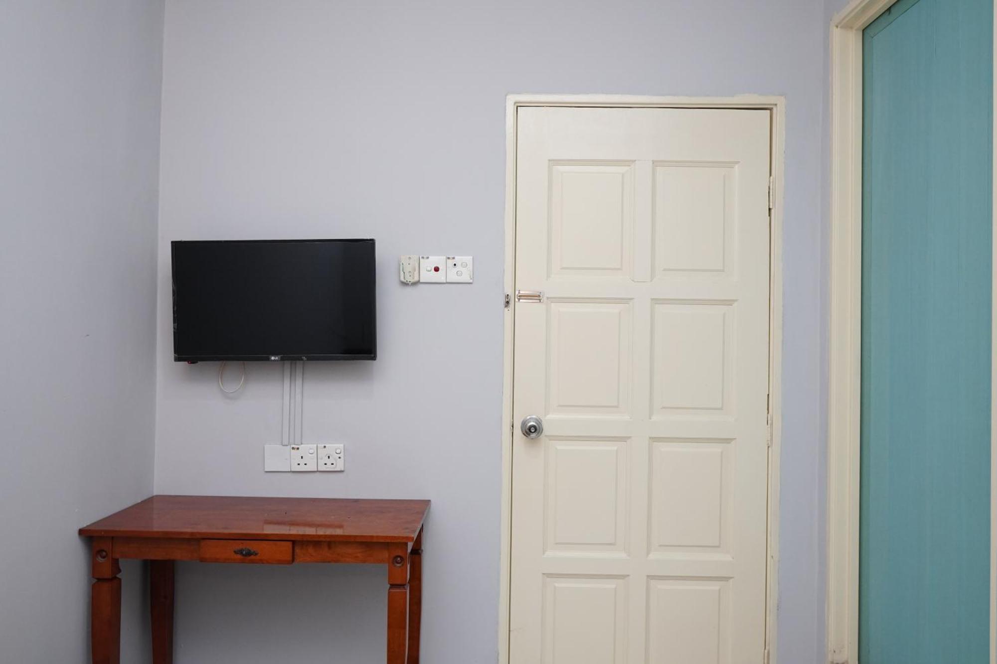 Hotel Sixty Nine Johor Bahru Exterior photo
