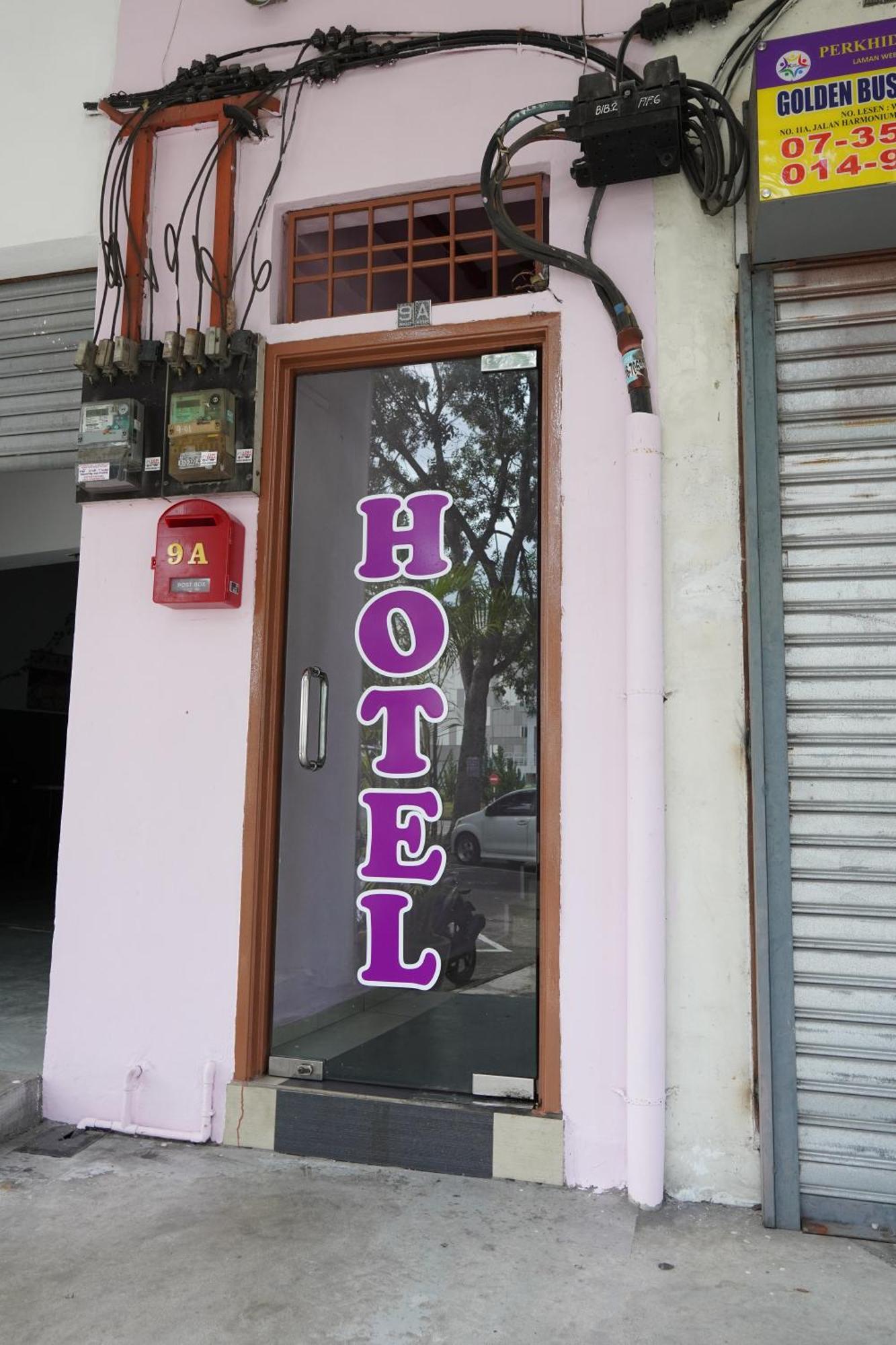 Hotel Sixty Nine Johor Bahru Exterior photo